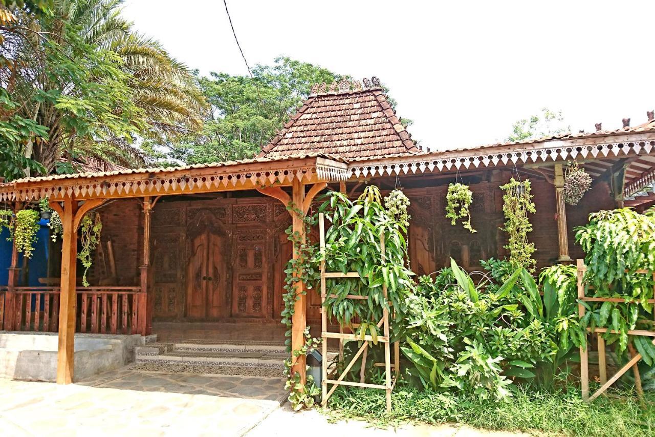 Spot On 2761 Pondok Kartini 巴拉 外观 照片